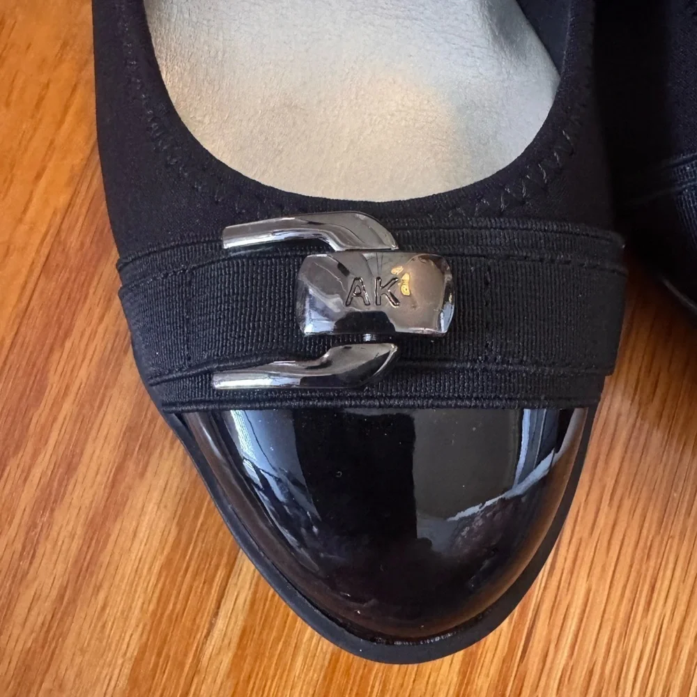 Anne Klein step out